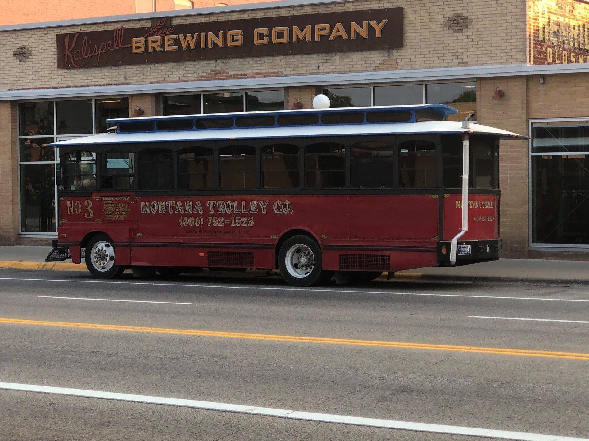 Montana Trolley Co. No. 3 parked outside Kalispell Brewing Company